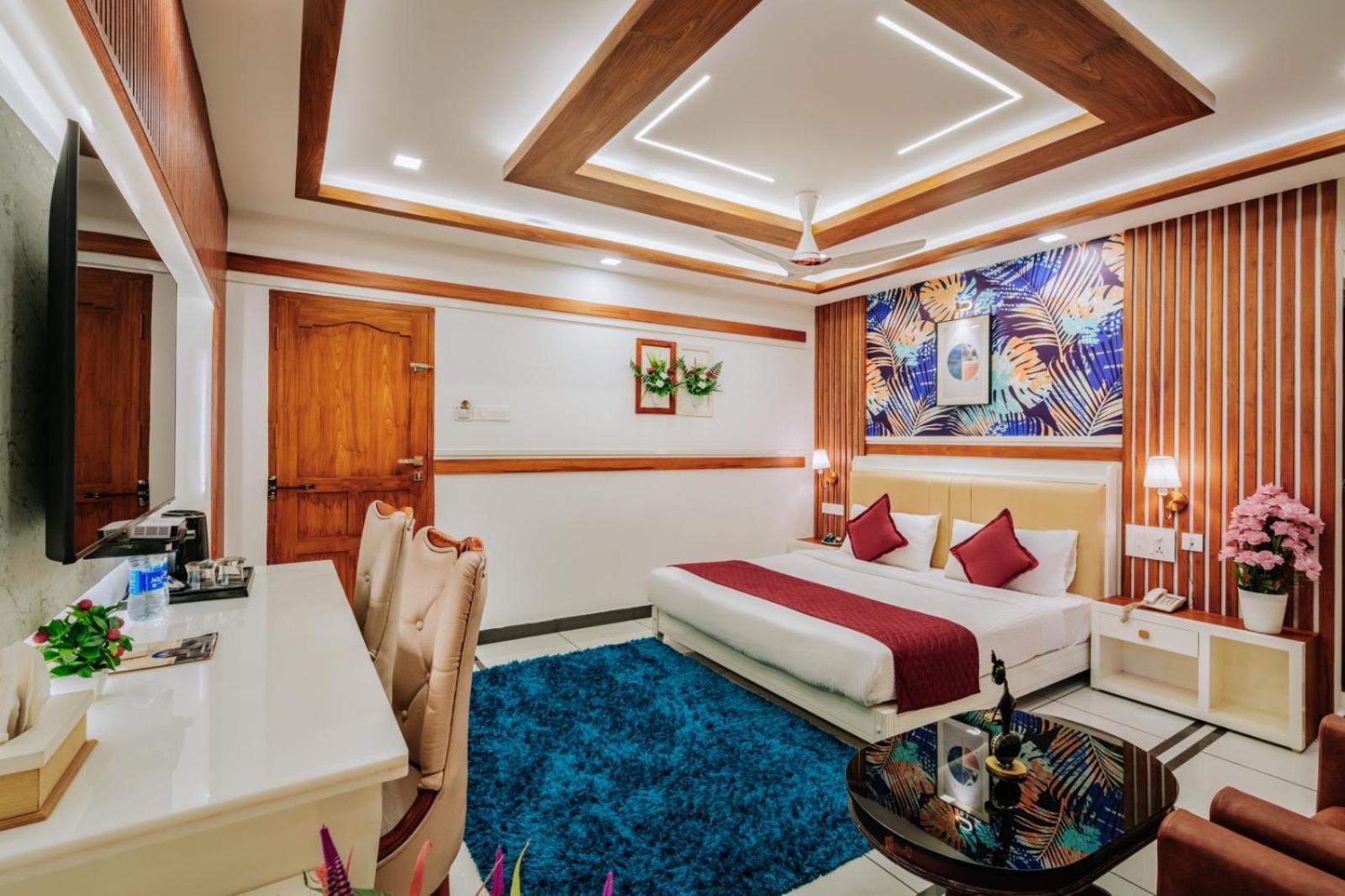 Excellency Airport Hotel Kochi Exterior photo